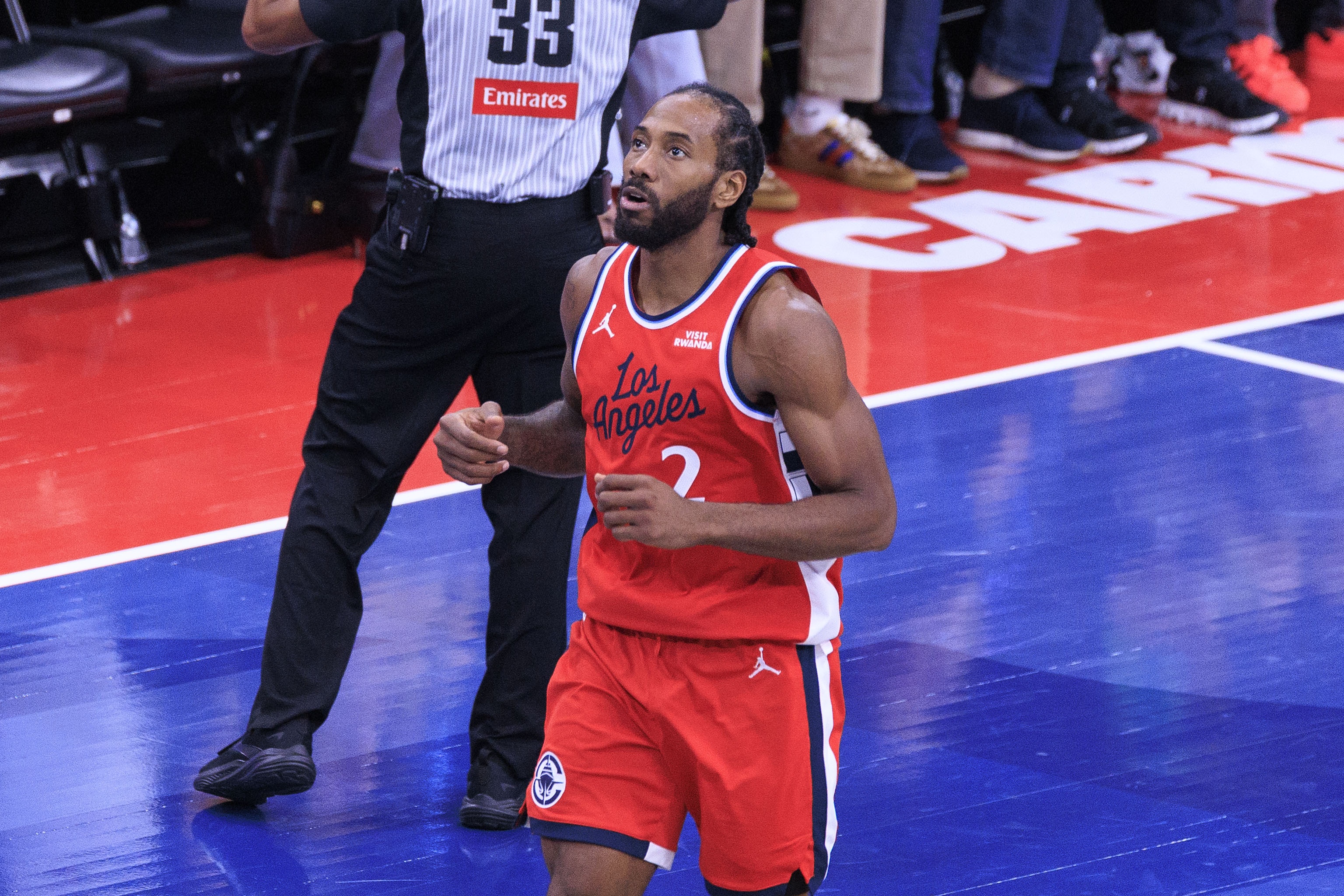 小卡五战场均40+跻身180俱乐部并率队全胜，成历史第二人比肩科比