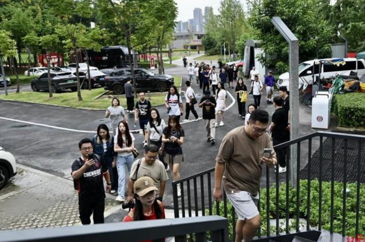 成都蓉城董事长：未来资金投入将持续稳定在中超前五的水平