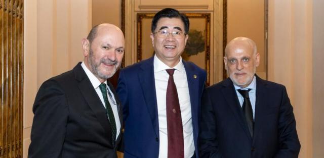 开云登录入口-西甲联盟主席支招：中国足球距离世界顶尖差在哪里